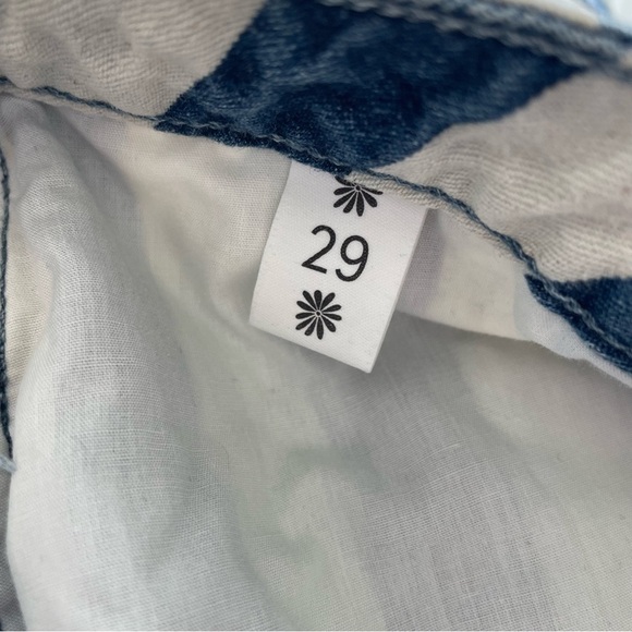 Show Me Your Mumu Arizona Sedona Striped Denim High Waisted Jean Shorts EUC 29 - Picture 9 of 12